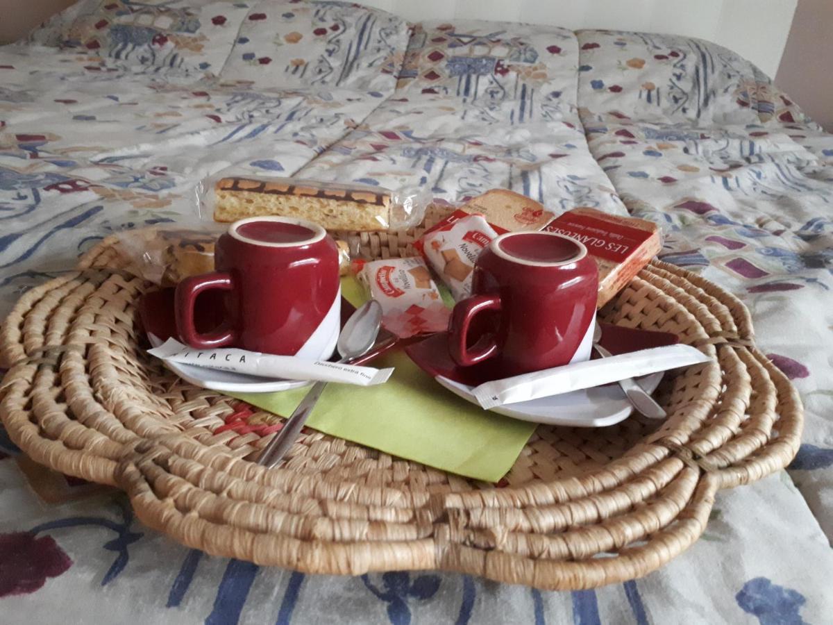 Casa Delle Orchidee Otel Alba  Dış mekan fotoğraf