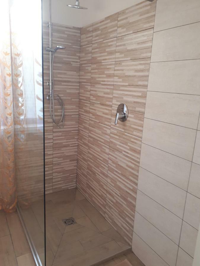 Casa Delle Orchidee Otel Alba  Dış mekan fotoğraf