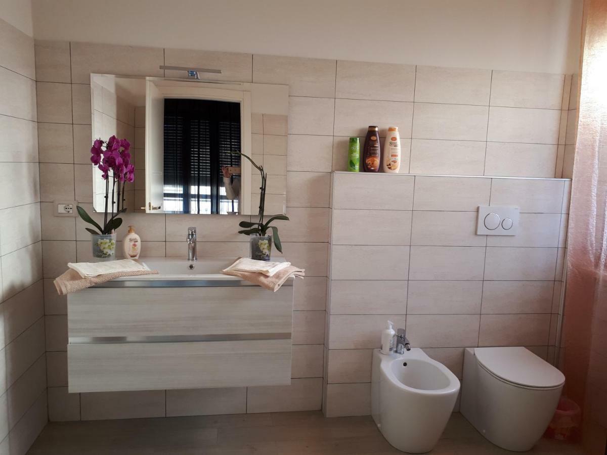 Casa Delle Orchidee Otel Alba  Dış mekan fotoğraf