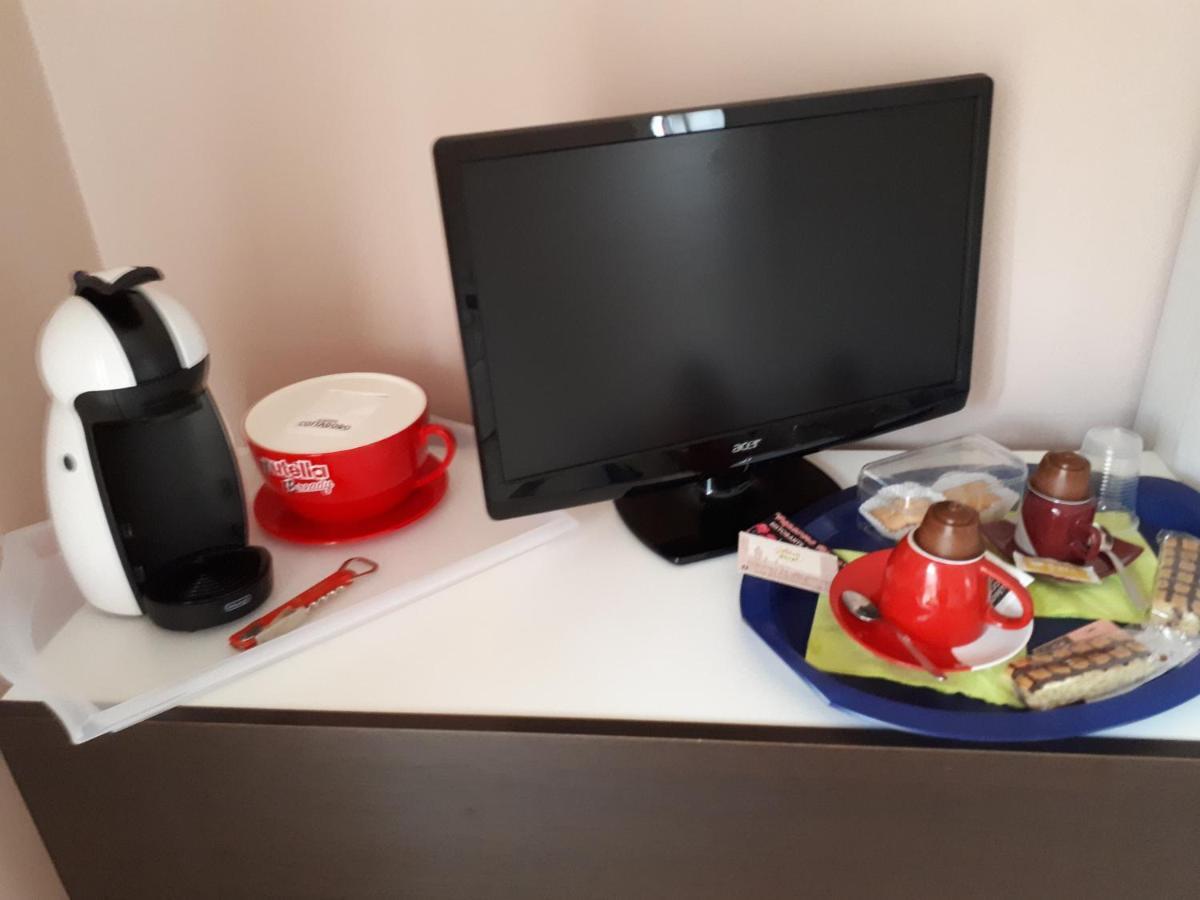 Casa Delle Orchidee Otel Alba  Dış mekan fotoğraf